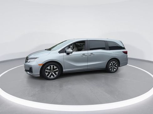 Used 2025 Honda Odyssey EX-L image 4