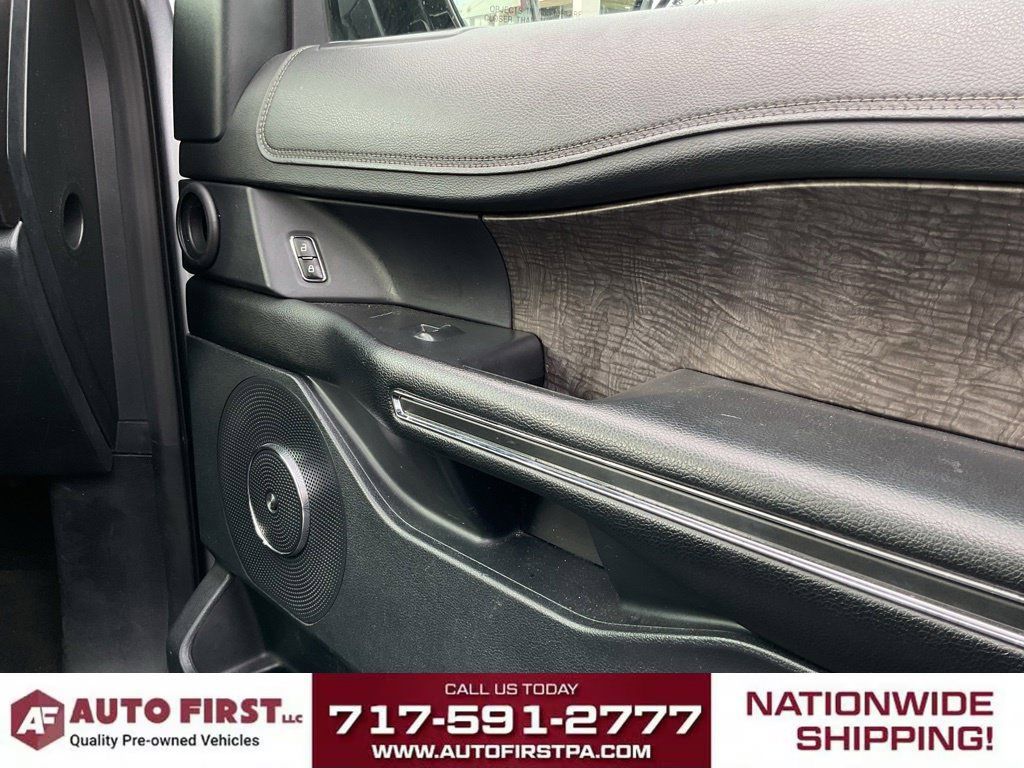 Used 2021 Ford Expedition Max Limited AWD/4WD image 23
