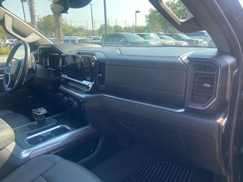 Used 2024 Chevrolet Silverado 1500 LTZ w/ Technology Package image 17