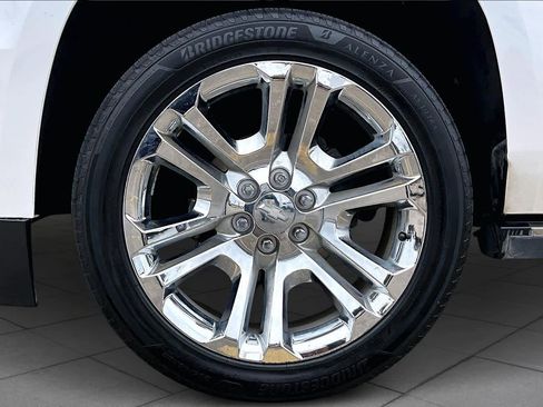 Used 2020 Chevrolet Tahoe Premier w/ Premier Plus Edition image 19