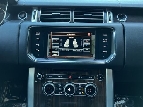 Used 2015 Land Rover Range Rover HSE image 24