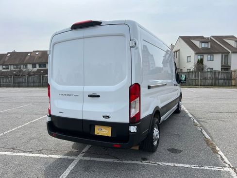 Used 2023 Ford Transit 250 Medium Roof AWD w/ Load Area Protection Package image 10