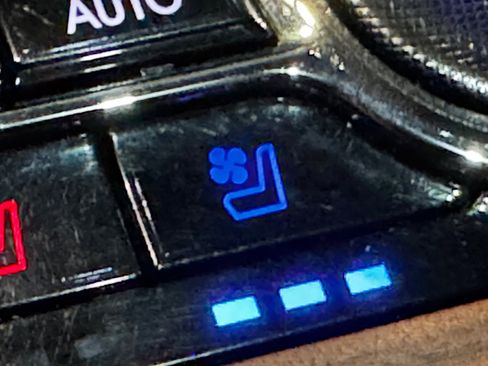 Used 2020 Lincoln Aviator Reserve w/ Equipment Group 201A image 34