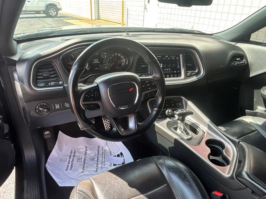 Used 2019 Dodge Challenger SXT w/ Plus Package RWD image 2