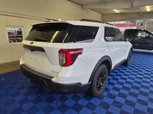Used 2022 Ford Explorer Timberline w/ Timberline Technology Package image 6