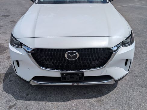 Used 2024 MAZDA CX-90 Plug-In Hybrid w/ Premium Pkg AWD/4WD image 12