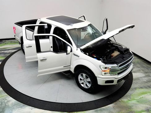 Used 2018 Ford F150 Platinum w/ Equipment Group 701A Luxury AWD/4WD image 39
