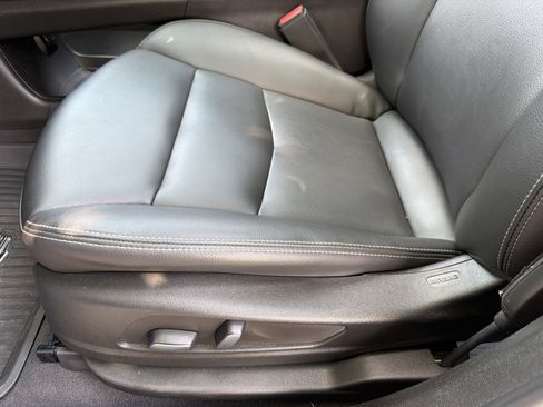 Used 2022 Cadillac XT6 Luxury FWD image 27