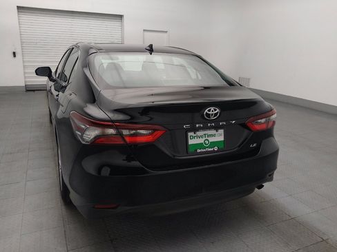 Used 2022 Toyota Camry LE FWD image 6