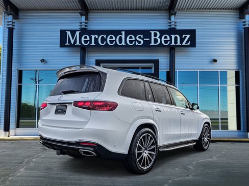 New 2026 Mercedes-Benz GLS 450 4MATIC image 6