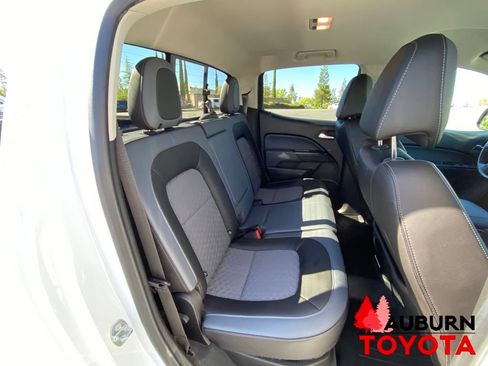 Used 2021 Chevrolet Colorado Z71 w/ Safety Package AWD/4WD image 19