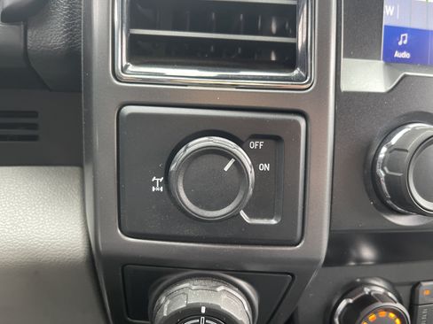 Used 2020 Ford F150 XLT w/ Equipment Group 302A Luxury RWD image 21