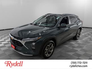 Used 2025 Chevrolet Trax LT w/ Driver Confidence Package FWD video 1
