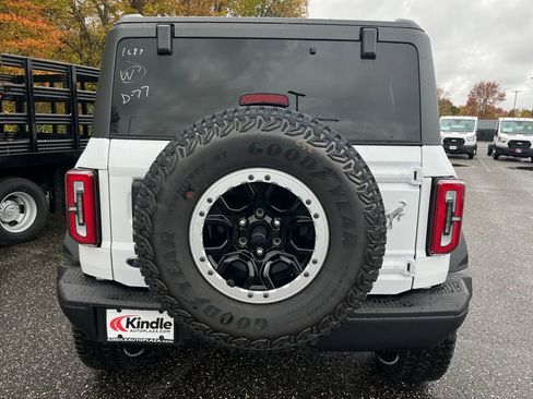 New 2025 Ford Bronco Badlands w/ Sasquatch Package image 24