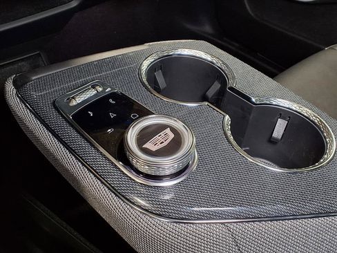 New 2026 Cadillac Optiq Sport 1 image 18