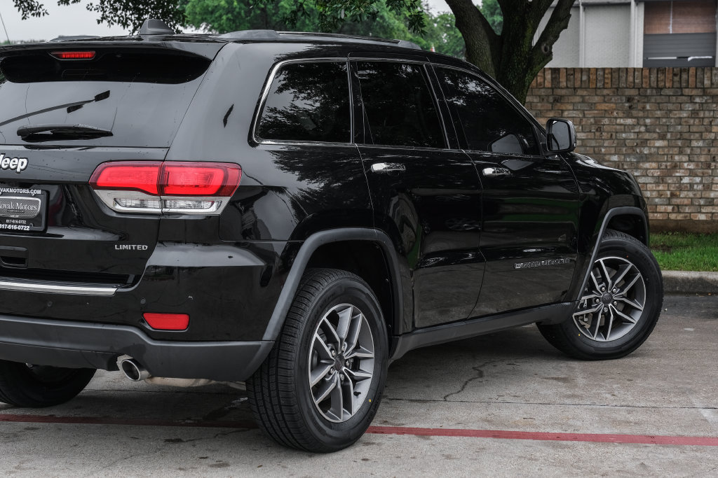 Used 2022 Jeep Grand Cherokee Limited w/ Tech Group RWD image 18