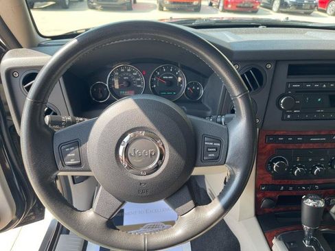 Used 2007 Jeep Commander Limited w/ Trailer Tow Group IV AWD/4WD image 27