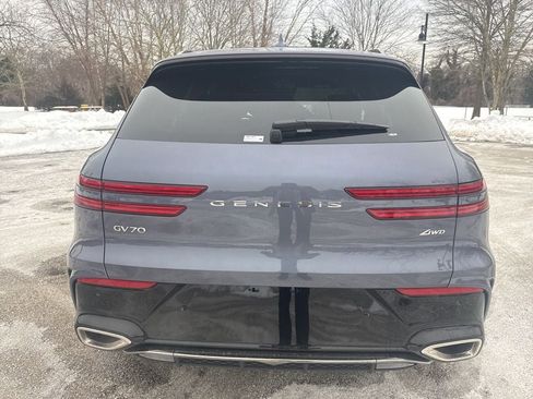 New 2026 Genesis GV70 2.5T Sport Prestige image 8