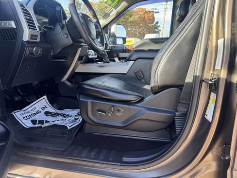 Used 2015 Ford F150 Lariat w/ Equipment Group 502A Luxury image 21