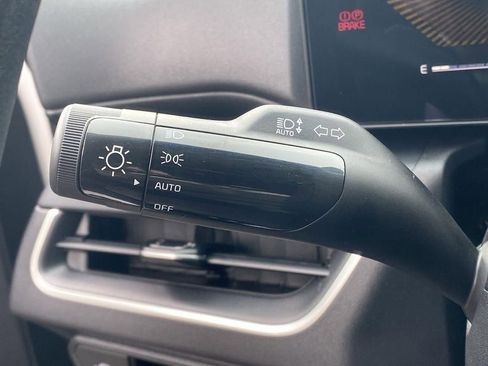 New 2025 Kia K4 FWD image 31