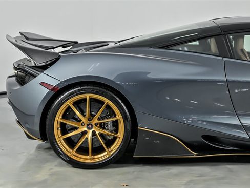 Used 2018 McLaren 720S RWD image 15