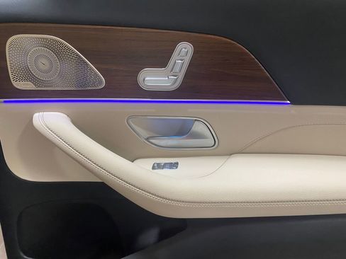 Certified 2024 Mercedes-Benz GLS 450 4MATIC image 24