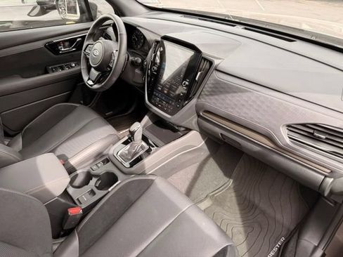 Certified 2025 Subaru Forester Touring AWD/4WD image 18