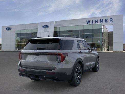 New 2026 Ford Explorer ST-Line AWD/4WD image 8
