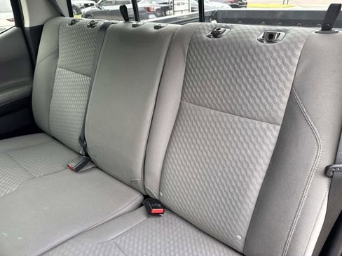 Used 2022 Toyota Tacoma SR5 image 13