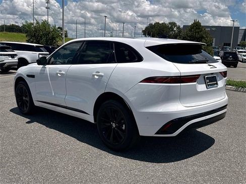 New 2026 Jaguar F-PACE R-Dynamic S image 4