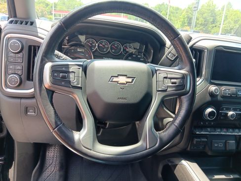 Used 2023 Chevrolet Silverado 2500 LTZ w/ LTZ Convenience Package AWD/4WD image 15