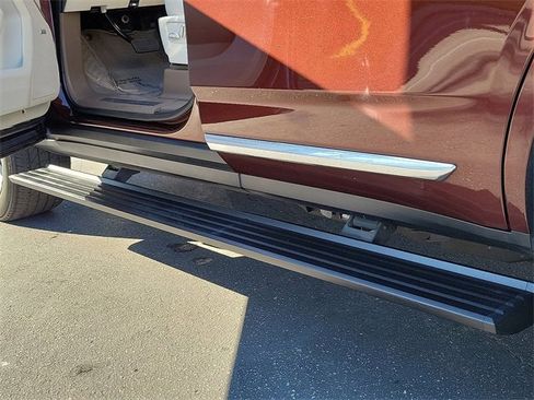 Used 2023 GMC Yukon Denali image 18