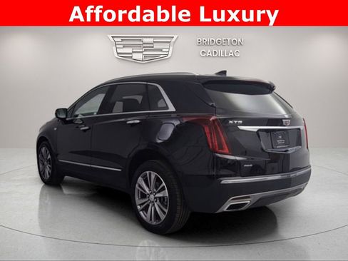 Certified 2025 Cadillac XT5 Premium Luxury AWD/4WD image 2