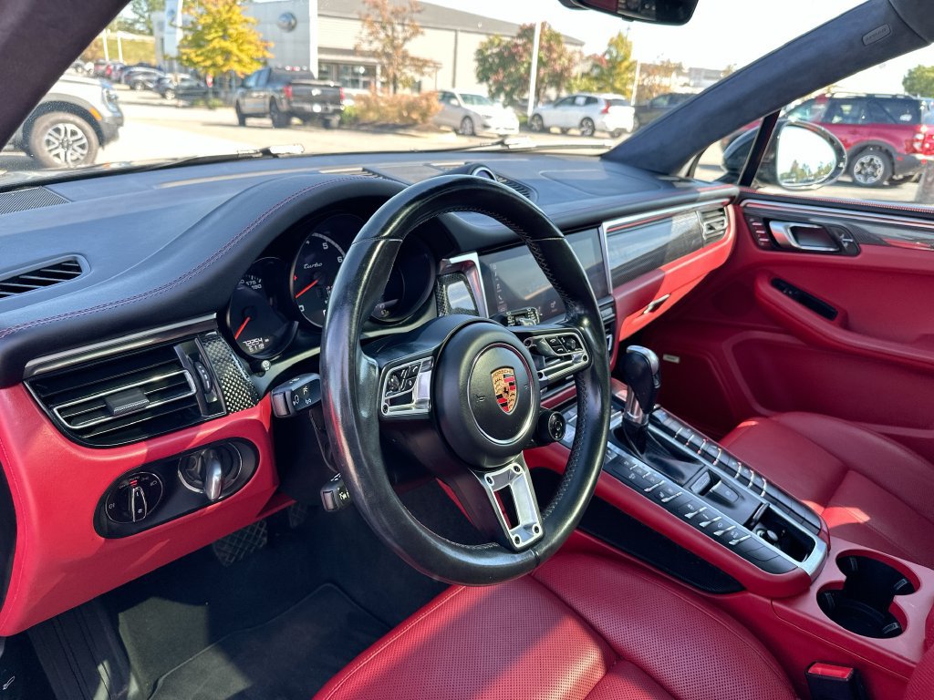 Used 2020 Porsche Macan Turbo AWD/4WD image 10