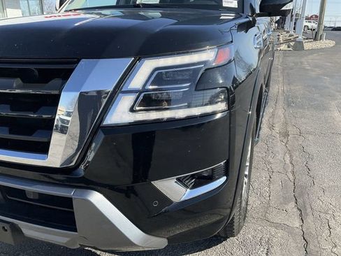 Used 2024 Nissan Armada SL image 36