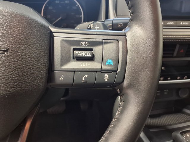Used 2026 Nissan Rogue SV AWD/4WD image 9