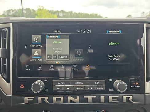 Used 2026 Nissan Frontier SV w/ Tow Package RWD image 25
