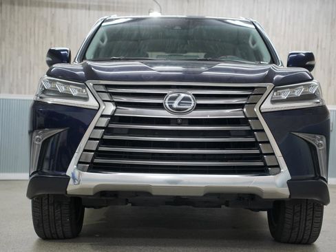 Used 2016 Lexus LX 570 4WD 4dr w/ Luxury Package image 3
