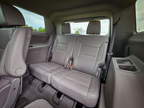 Certified 2023 GMC Acadia SLT w/ Preferred Package image 38