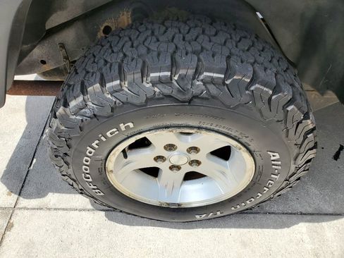 Used 2004 Jeep Wrangler 4WD image 17
