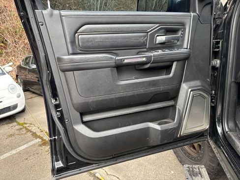 Used 2021 RAM 2500 Limited image 47