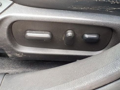 Used 2017 Ford Taurus SHO AWD/4WD image 26