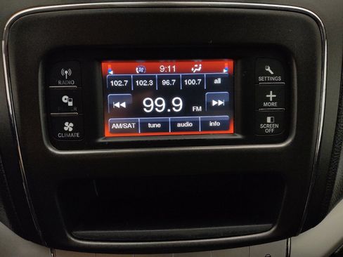 Used 2018 Dodge Journey SE w/ Popular Equipment Group FWD image 25