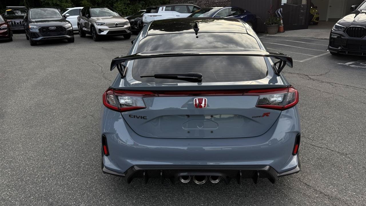 Used 2024 Honda Civic Type R image 17