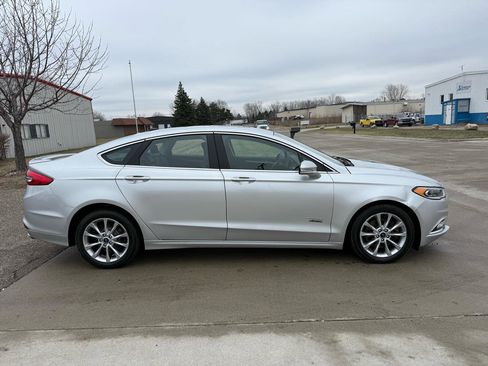 Used 2017 Ford Fusion Energi Titanium image 4