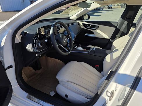 New 2026 Mercedes-Benz E 350 4MATIC Sedan image 22