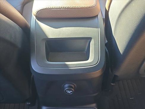 Used 2019 Volvo XC60 T8 Inscription w/ Protection Package Premier image 16