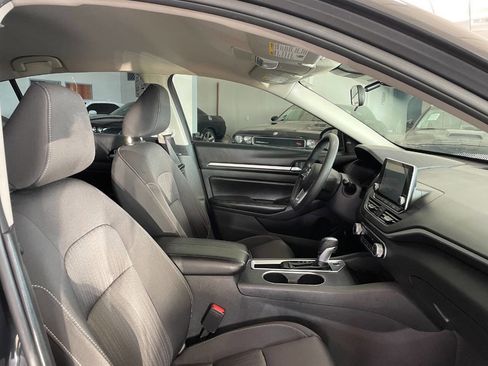 Used 2022 Nissan Altima 2.5 SV image 26