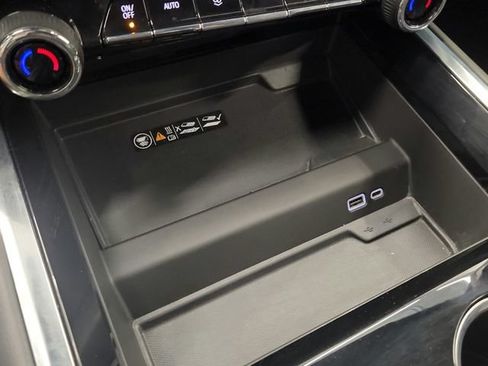 Used 2025 Chevrolet Tahoe Premier RWD image 56