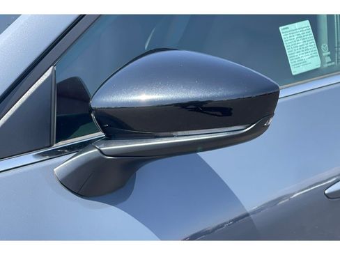 Certified 2025 MAZDA MAZDA3 Carbon AWD/4WD image 51